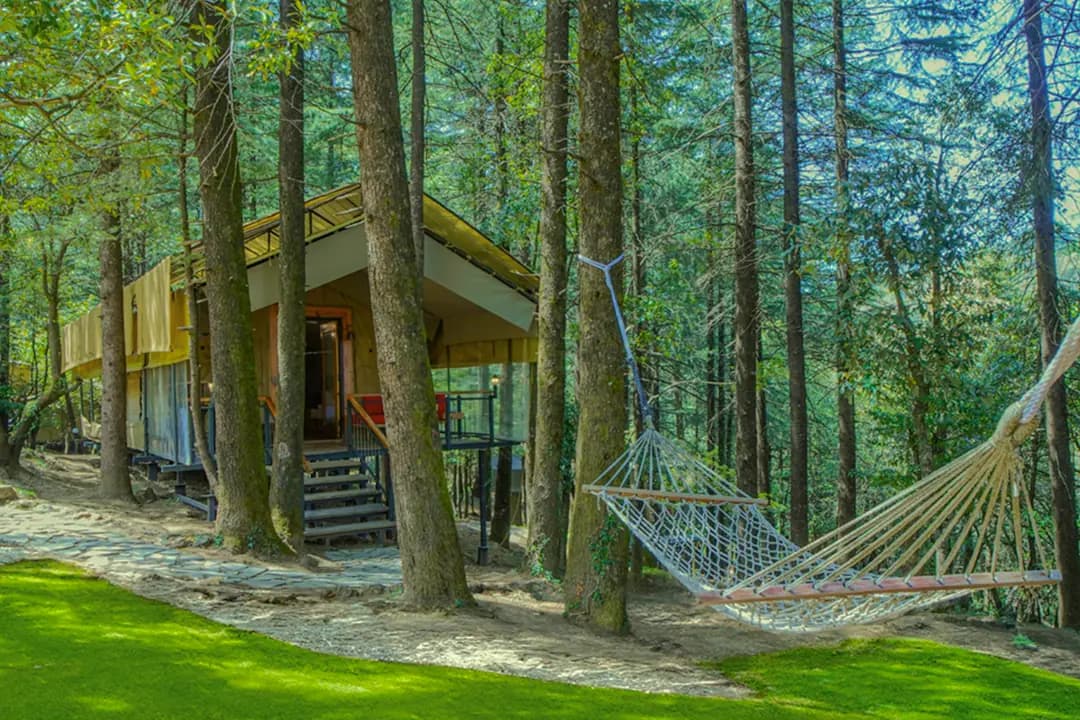 Hill Station Near Delhi: Why Mussoorie & EBC Are Worth the Drive